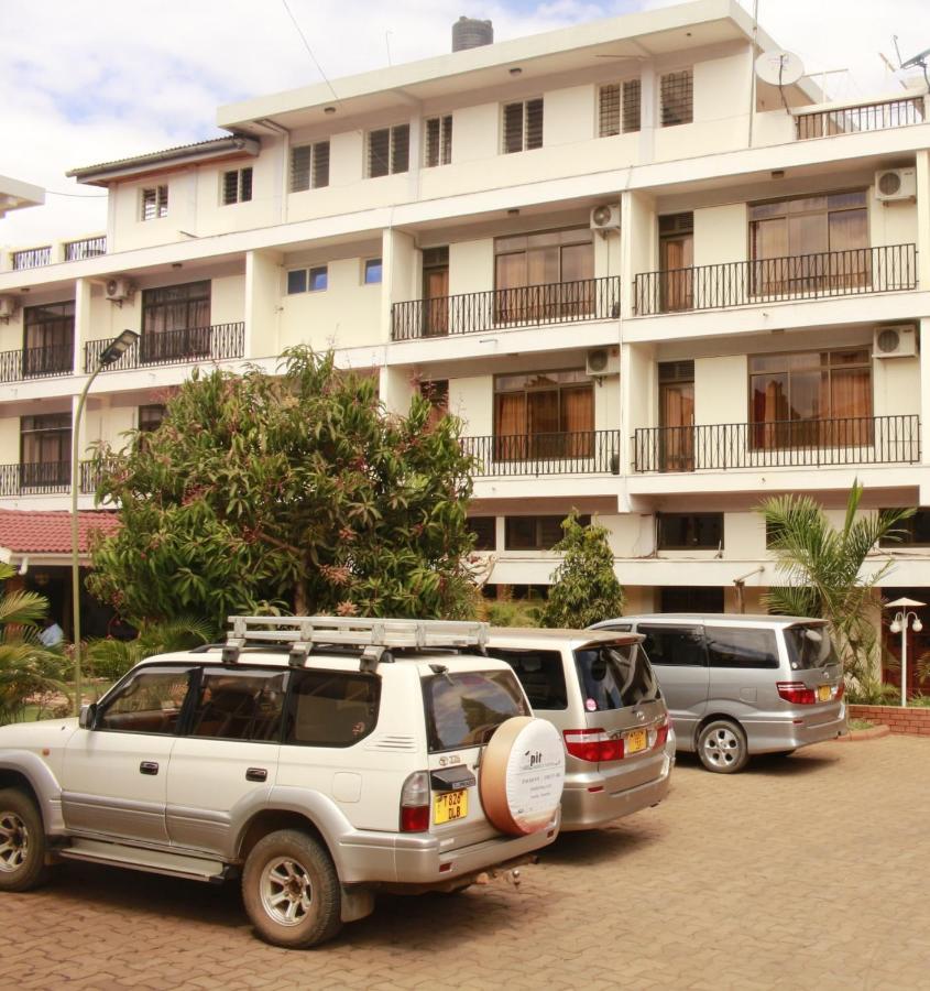 Kilimanjaro Crane Hotel Moshi Exterior photo