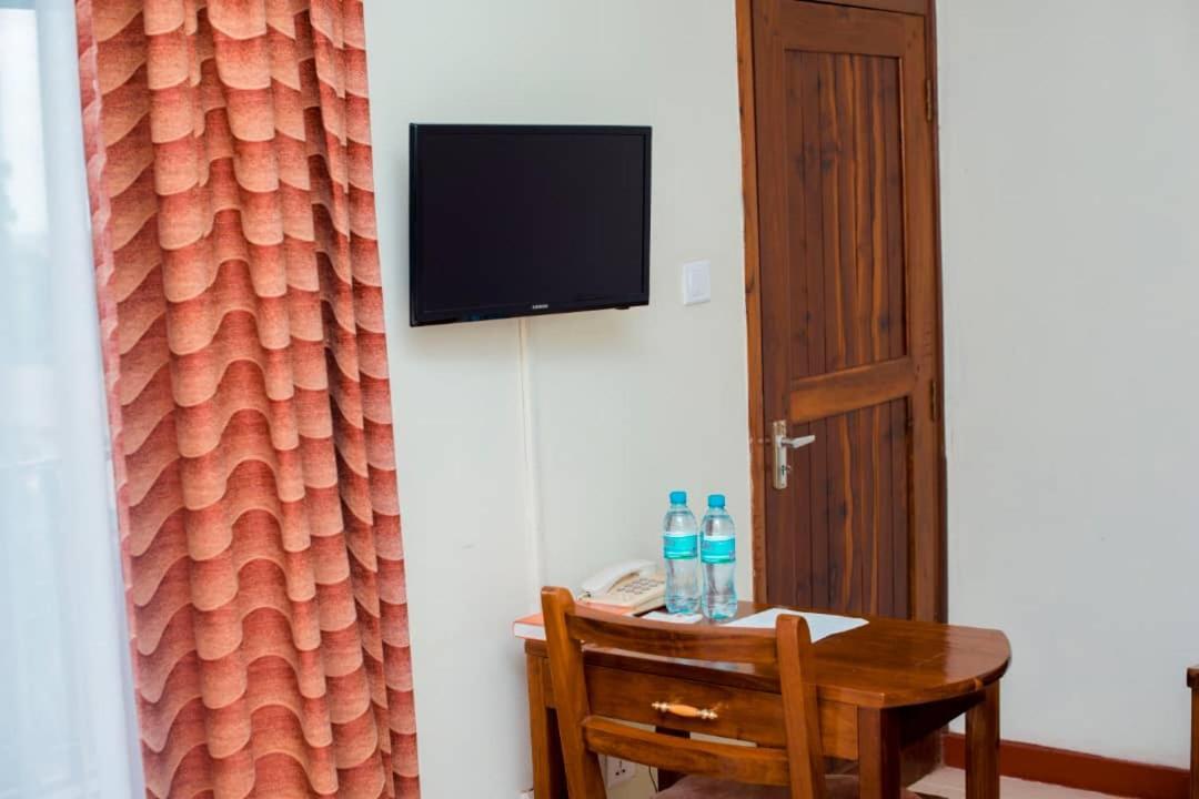 Kilimanjaro Crane Hotel Moshi Exterior photo